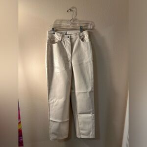 ARITZIA Wilfred High Rise Vegan Leather Pants Size 6 White